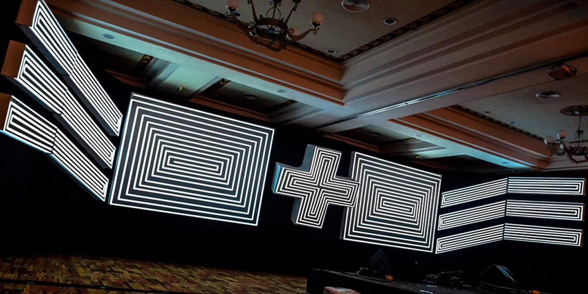 Escultura LED con video mapping